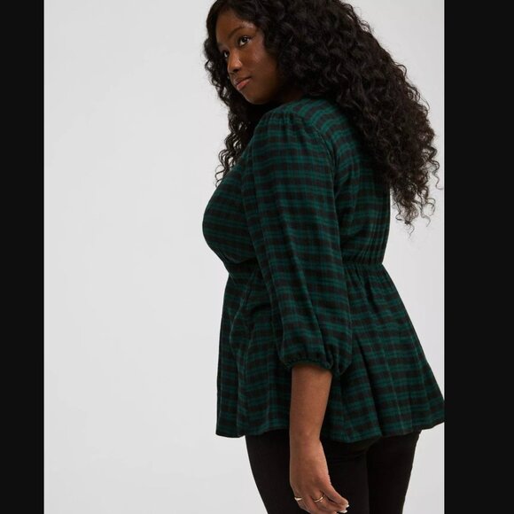 Torrid Fit And Flare Softest Flannel Tunic Top Size 3X Green Tartan Plaid V Neck - Picture 2 of 13